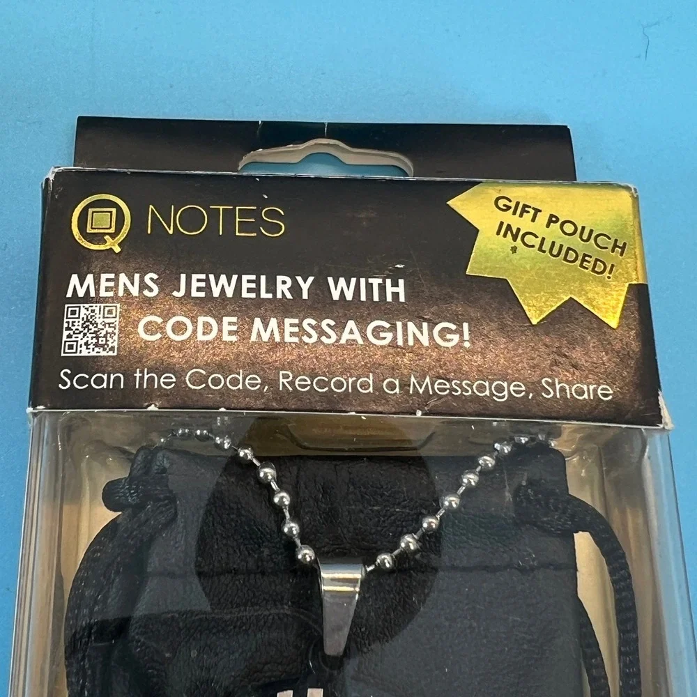 NWT‎ Q Notes Dog Tag Necklace Mens One Size Silver American Flag QR Code Message